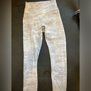 lululemon wunder under high rise size 4- 25in